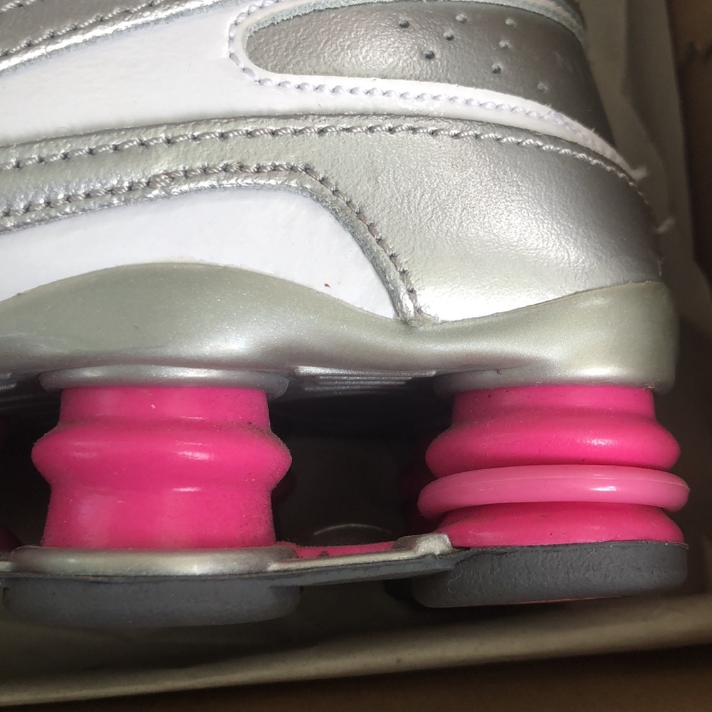 Preowned  Women’s Nike Shox Turbo 7 Excellent like new 5.5Y retired - Picture 5 of 7
